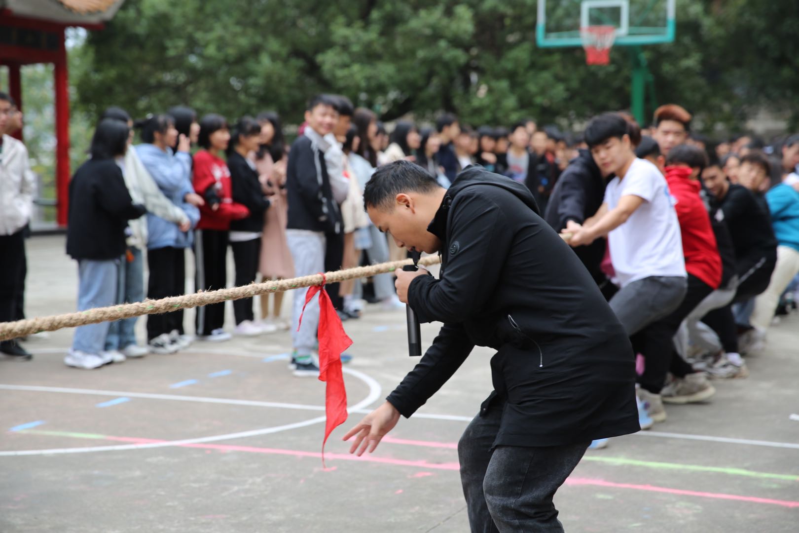 邵陽(yáng)市華龍中學(xué),邵陽(yáng)中學(xué)教育,高中教育,師資雄厚,名優(yōu)教師